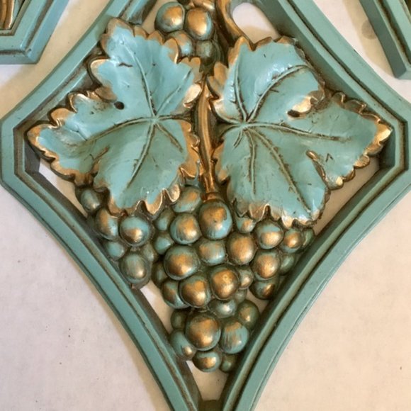 Universal Statuary Mid Century  Plaques - Picture 5 of 7